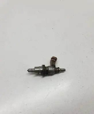 Toyota RAV 4 (XA30) Fuel injector 2371026010