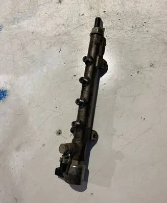 Mercedes-Benz E W211 Fuel main line pipe A6510700495