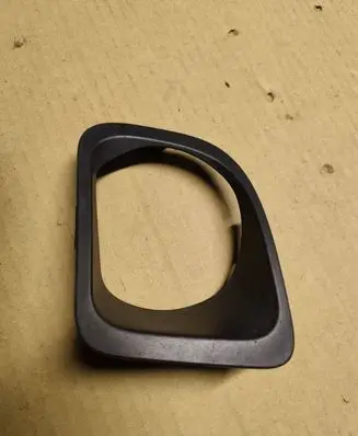 Chrysler PT Cruiser Front fog light trim/grill 05116213AB