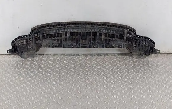 Front bumper skid plate/under tray
