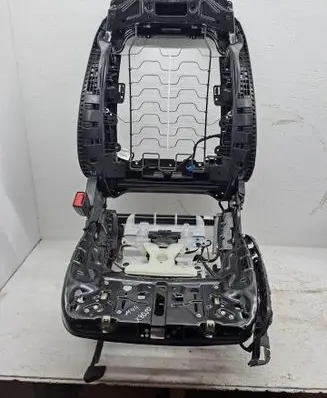 Mercedes-Benz C W205 Front passenger seat A0009101503 X9050