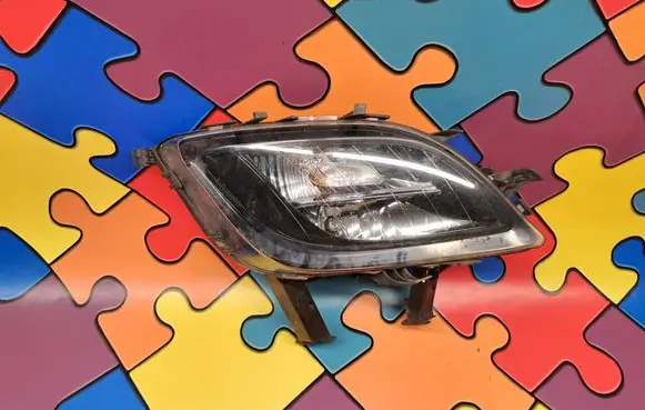 Opel Astra J Front fog light 13293623