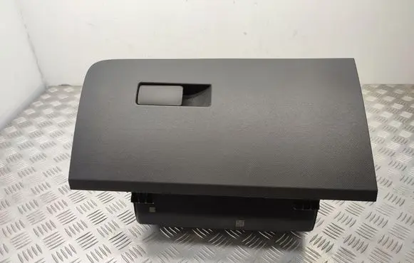 Opel Astra L Glove box lid/cover 9840540680