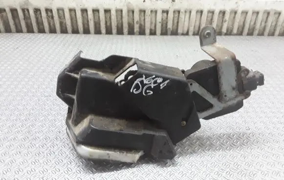 Mitsubishi Pajero Rear door lock MR349288