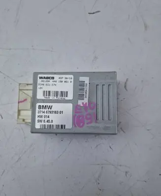 BMW X5M E70 Air suspension control unit module (rear) 6793163