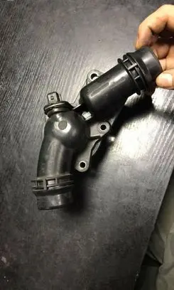 Thermostat/thermostat housing