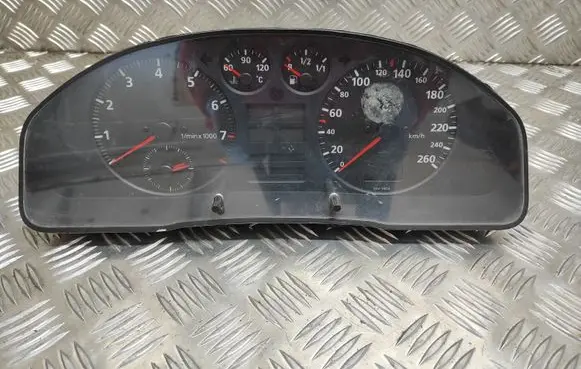 Audi A4 S4 B5 8D Speedometer (instrument cluster) 8D0919035C