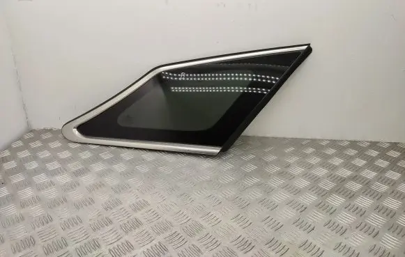 Hyundai i40 Rear side window 43R000392