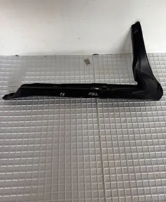 Audi A4 S4 B8 8K Fender end trim 8K0821111A