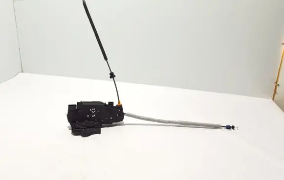 Mercedes-Benz GLA H247 Front door lock A0997203802