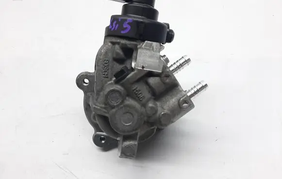 Volkswagen Arteon Fuel injection high pressure pump 05L130755
