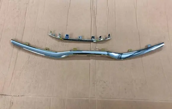 KIA Xceed Front bumper upper radiator grill