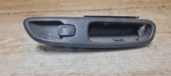 Volvo S80 Electric window control switch 9472275