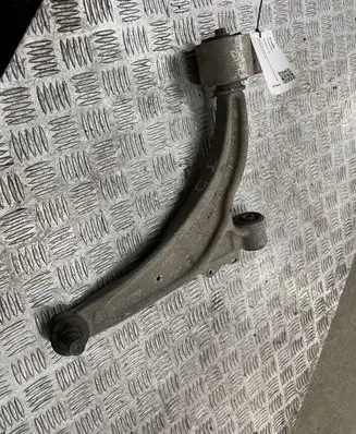 Opel Astra J Front lower control arm/wishbone