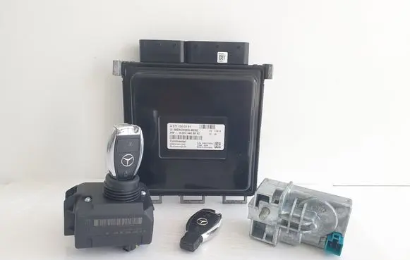 Engine ECU kit and lock set
