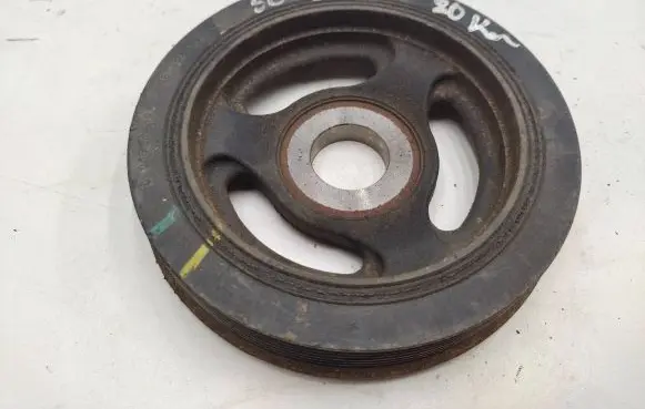 Peugeot 5008 Crankshaft pulley