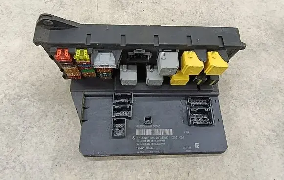 Volkswagen Crafter SAM control unit A9065452901