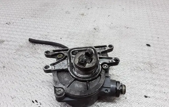 Saab 9-3 Ver1 Vacuum pump 0252738