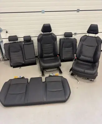 Toyota RAV 4 (XA50) Interior set
