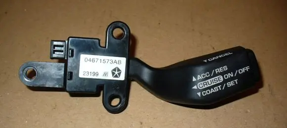 Chrysler PT Cruiser Cruise control switch 04671573AB