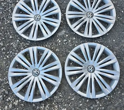 Volkswagen Tiguan R16 wheel hub/cap/trim 7N0601147A