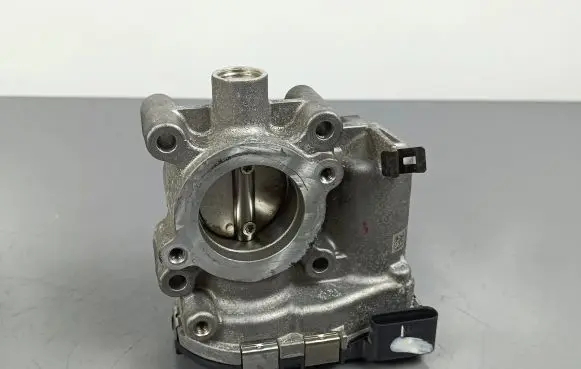 Nissan Qashqai J12 Throttle valve 0280750654 A2821410200 161203209R