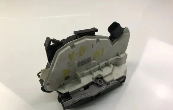 Seat Mii Coupe door lock (next to the handle) 1S4839015C