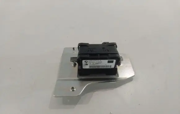 BMW 3 E90 E91 ESP acceleration yaw rate sensor 6781575