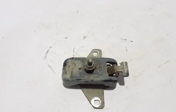 Volkswagen Amarok Engine mount bracket 2H6199256B