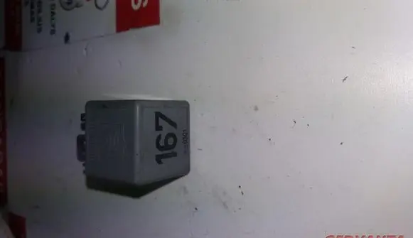Volkswagen PASSAT B5 Other relay 191906383C