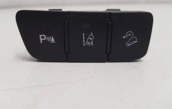 Opel Mokka Parking (PDC) sensor switch 202010119