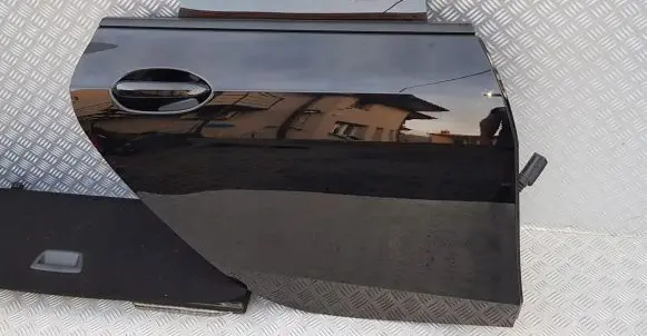 BMW 2 F44 Rear door