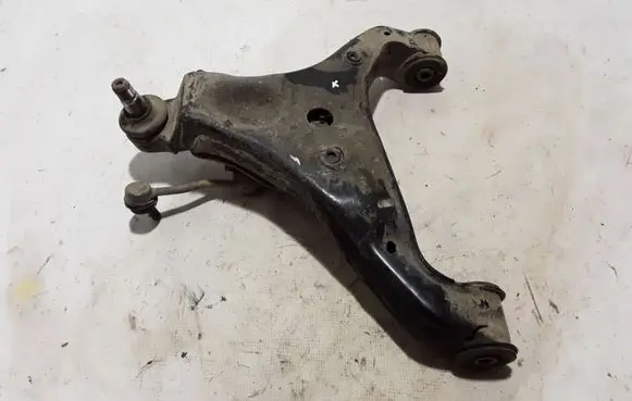 Mercedes-Benz Sprinter W907 W910 Front lower control arm/wishbone A9063304007