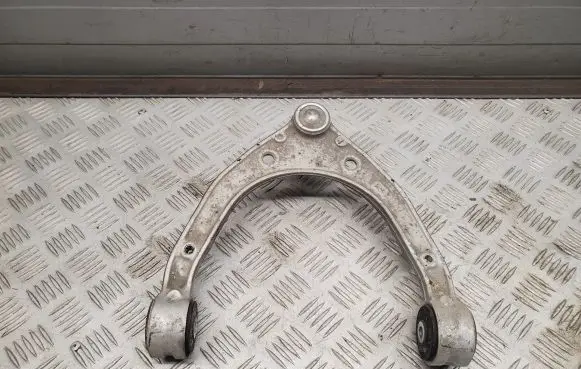 Audi Q7 4L Front upper control arm/wishbone 7L8407021