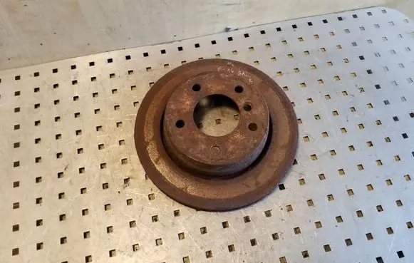 BMW 3 E46 Rear brake disc