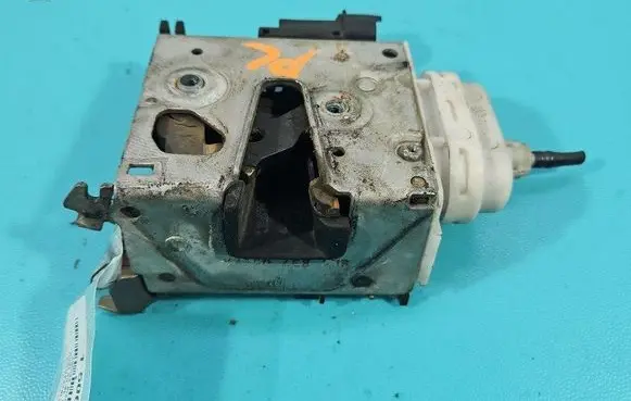 Audi A3 S3 8L Front door lock IMPRK1506002