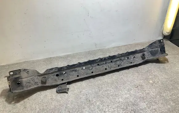 Nissan Leaf II (ZE1) Bottom radiator support slam panel 