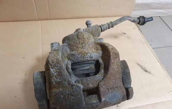 Volvo S80 Front brake caliper