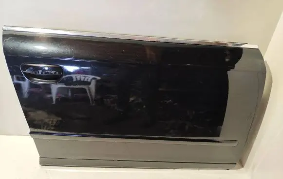 Audi A4 S4 B7 8E 8H Front door