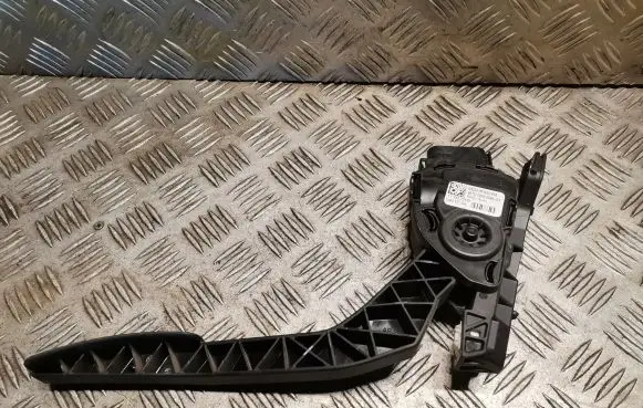 Jaguar XF X250 Accelerator throttle pedal 9X239F832BA