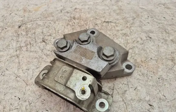 Fiat Tipo Gearbox mount 52017619 52017620