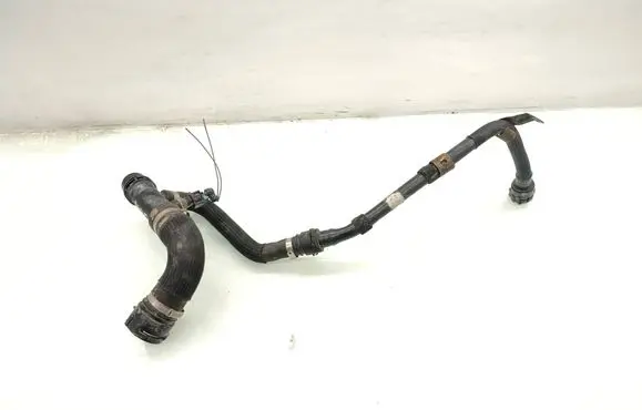 Alfa Romeo Giulia Engine coolant pipe/hose 