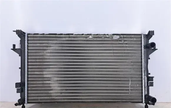 Renault Laguna II Coolant radiator