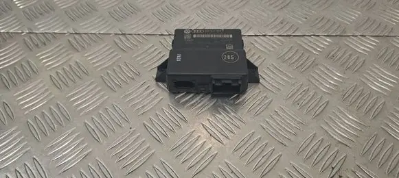 Audi Q5 SQ5 8R Gateway control module 8R0907468P