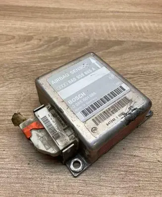Audi A6 S6 C4 4A Airbag control unit/module 8A0959655A 0285001086 WITHPLUG
