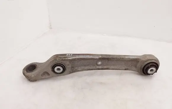 Porsche Cayenne (9Y0 9Y3) Front lower control arm/wishbone 4M0407156D