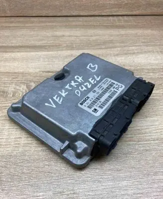 Opel Vectra B Engine control unit/module ECU 0281010271 24417196