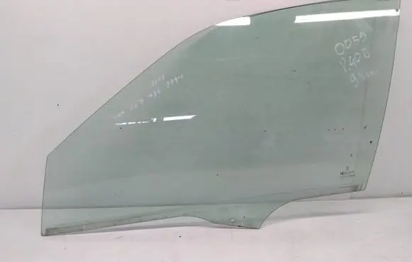 Peugeot 406 Front door window glass four-door