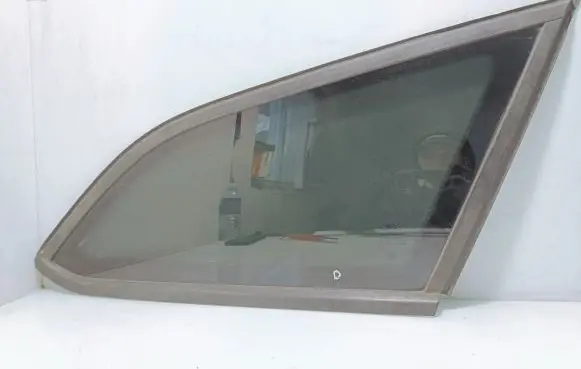 Ford Focus Rear side window AS3