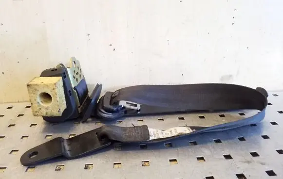 Volkswagen Multivan T4 Rear seatbelt 703857815